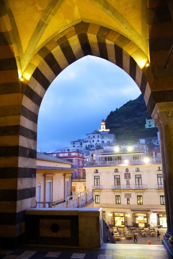 Scirocco - Amazing Flat With Terrace In The Center Appartement Amalfi Buitenkant foto