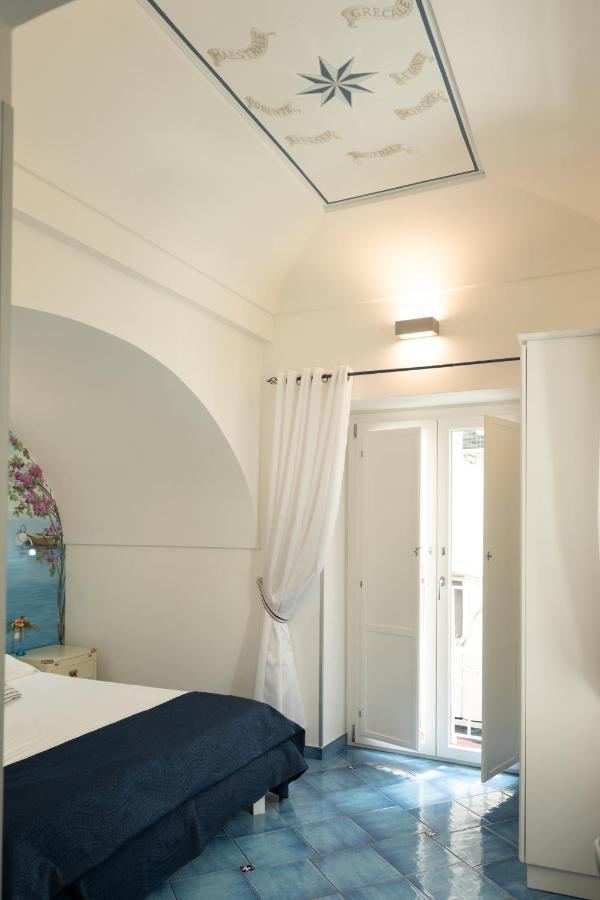Scirocco - Amazing Flat With Terrace In The Center Appartement Amalfi Buitenkant foto