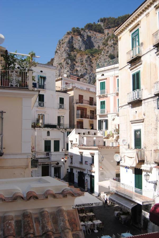 Scirocco - Amazing Flat With Terrace In The Center Appartement Amalfi Buitenkant foto